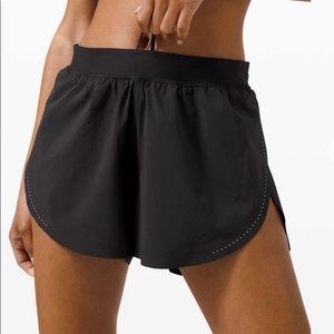 Lululemon Find Your Pace Short 3" *Lined